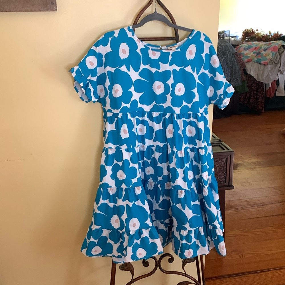 Mod floral tunic/dress.
